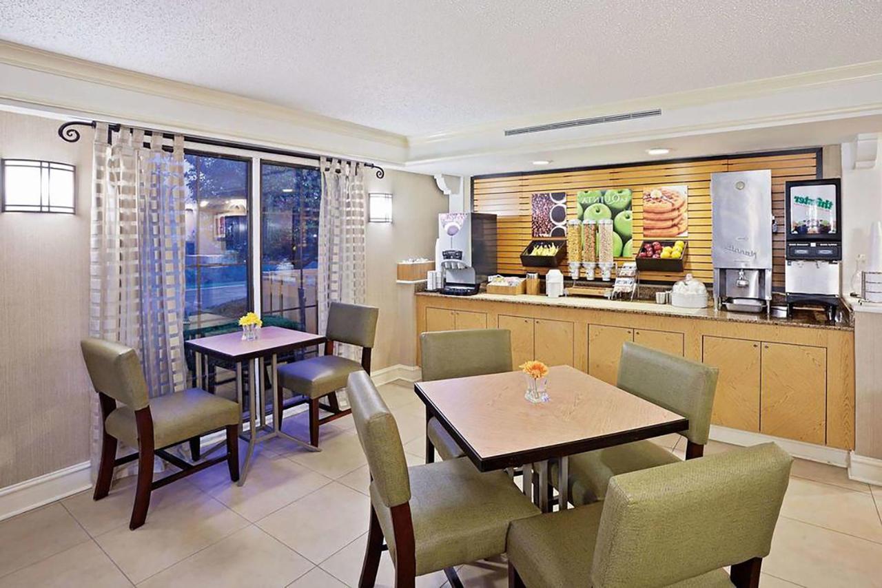 La Quinta Inn By Wyndham Merrillville Zewnętrze zdjęcie