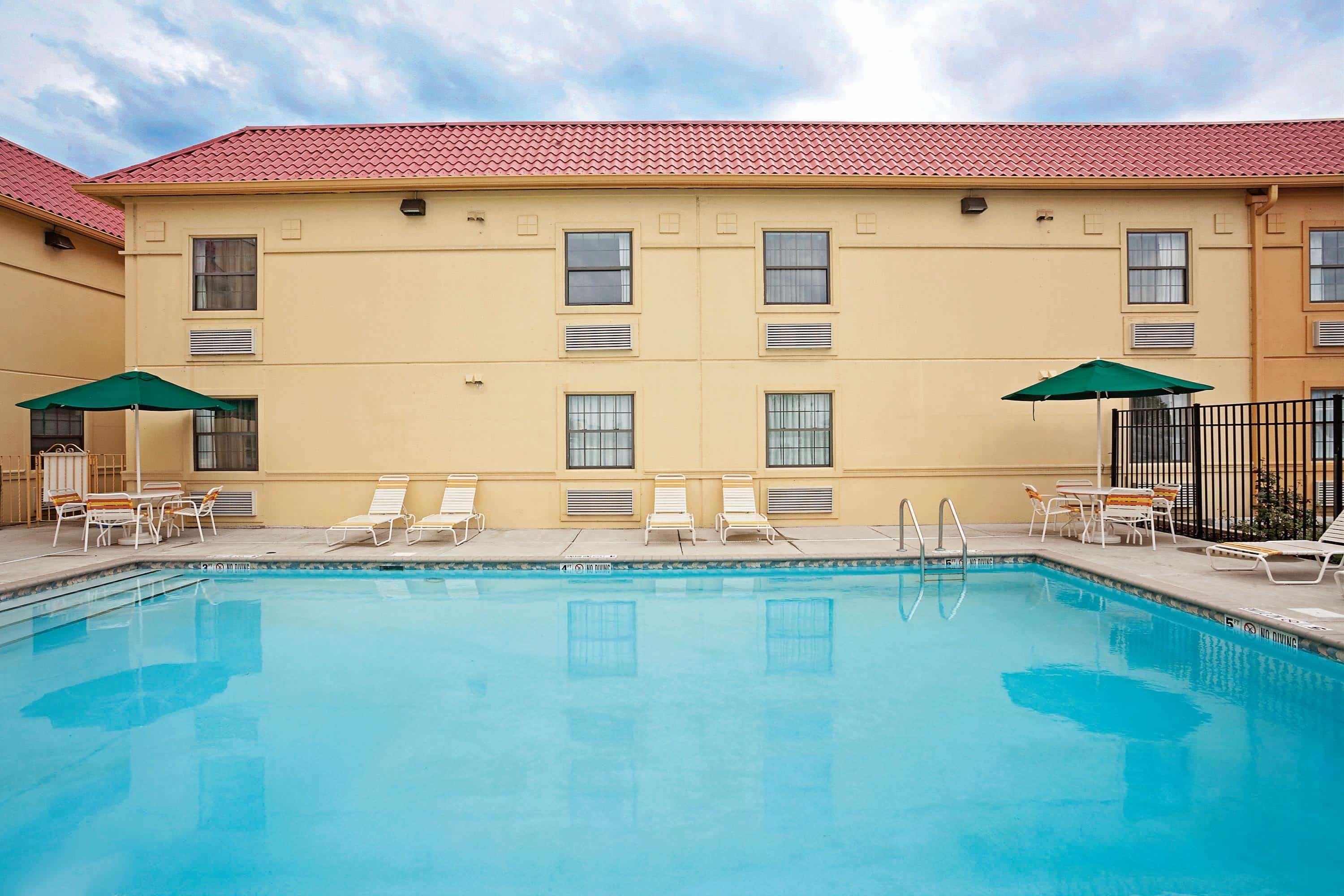 La Quinta Inn By Wyndham Merrillville Zewnętrze zdjęcie